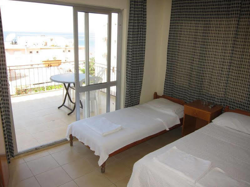 Tug Hotel Kusadası Exterior foto
